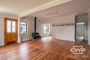 House Sold - NSW - Glen Innes - 2370 - Renovated Beauty: Perfect for First-Time Homebuyers  (Image 2)