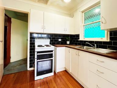 House Leased - NSW - Tamworth - 2340 - 3 Bedroom Home  - West Tamworth  (Image 2)