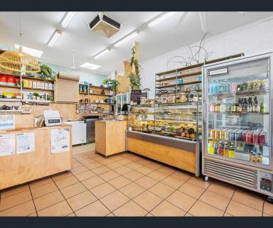 Retail Sold - VIC - Horsham - 3400 - Long Established Café in Occupation 25+ Years  (Image 2)