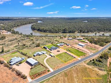 House Sold - NSW - Coomealla - 2717 - The complete package PLUS river views!  (Image 2)