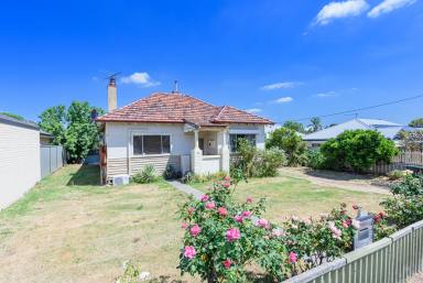 House Sold - WA - Midland - 6056 - BACK IN FAVOUR  (Image 2)