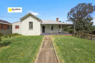 House Sold - NSW - Tumut - 2720 - Lifestyle & Location!  (Image 2)