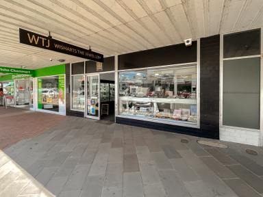 Retail For Sale - VIC - Kerang - 3579 - Grand Location - Freehold Opportunity  (Image 2)