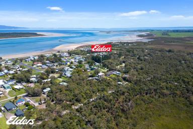 House For Sale - VIC - Port Welshpool - 3965 - COASTAL LIVING - EXPANSIVE VIEWS, ABUNDANT SPACE AND PRIME LOCATION  (Image 2)