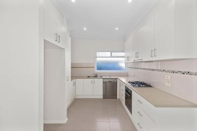 Unit Leased - VIC - Gembrook - 3783 - Neat and Tidy Two Bedroom Unit - close to everything!  (Image 2)