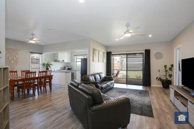 House Sold - VIC - Colac - 3250 - A Spacious & Stylish Family Haven...  (Image 2)