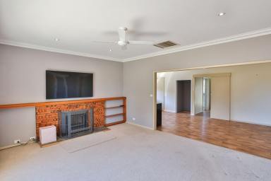 House Sold - VIC - Merbein - 3505 - COMFORTABLE FAMILY LIVING  (Image 2)