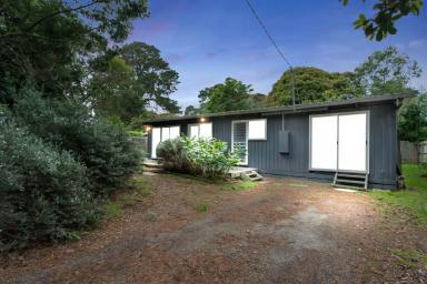 House For Sale - VIC - Balnarring - 3926 - Renovate Or Rebuild 750m To The Village  (Image 2)