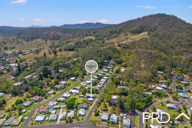 House For Sale - NSW - Kyogle - 2474 - New Price - Cute as a Button!  (Image 2)