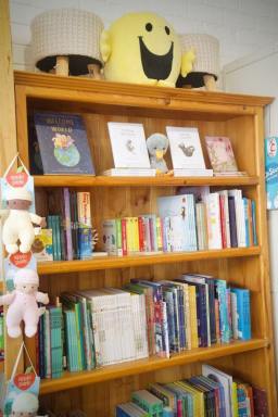 Business For Sale - VIC - Melbourne - 3000 - Established Retail Gift Shop and Women's Clothing Store  (Image 2)