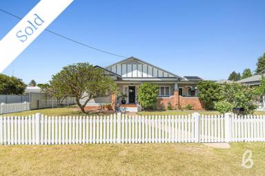 House Sold - NSW - Singleton - 2330 - Beautifully Renovated Home in Perfect Town Location  (Image 2)