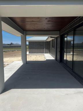 House Leased - NSW - Oberon - 2787 - Brand new modern home  (Image 2)