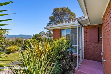 House Sold - TAS - Kingston - 7050 - Neat and Tidy, Backing onto Parkland  (Image 2)
