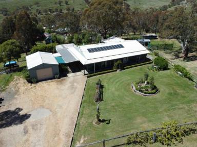 Acreage/Semi-rural Sold - VIC - Omeo - 3898 - GREAT FAMILY HOME  (Image 2)