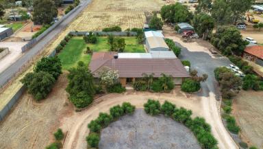 House For Sale - VIC - Mildura - 3500 - CALLING ALL DEVELOPERS  (Image 2)