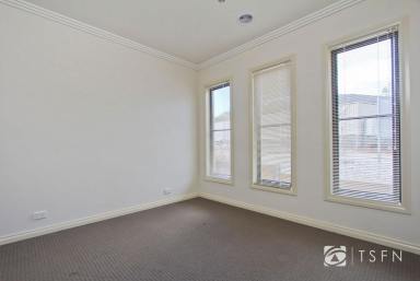 House Leased - VIC - Spring Gully - 3550 - Townhouse in Spring Gully!  (Image 2)