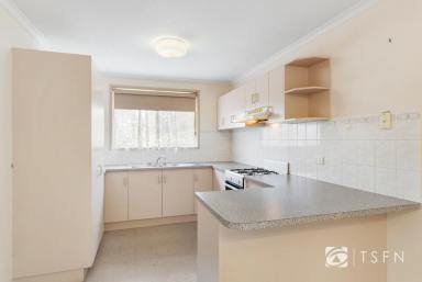 House Leased - VIC - Flora Hill - 3550 - 3 Bedroom Unit in quiet area of Flora Hill  (Image 2)