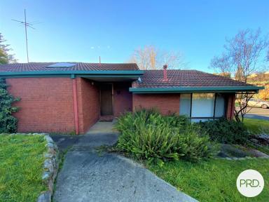 Townhouse For Lease - NSW - East Albury - 2640 - QUIET EAST ALBURY LOCATION  (Image 2)