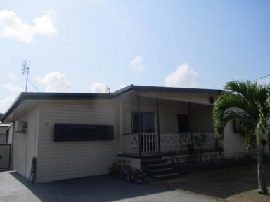 House Leased - QLD - Taylors Beach - 4850 - MODERN HOME BY THE COAST - SOLAR PANELS  (Image 2)