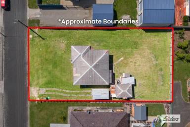 House Sold - TAS - Ulverstone - 7315 - RENOVATE OR DEVELOP  (Image 2)