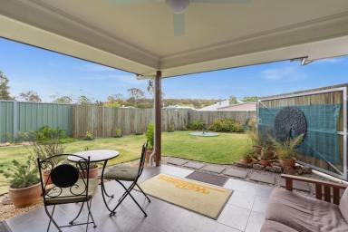 House Sold - QLD - Crows Nest - 4355 - Immaculate secure  2-bedroom unit in Crows Nest with a 6.6KW solar system and many Extras!  (Image 2)
