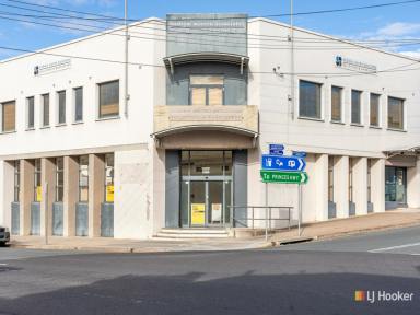 House For Sale - NSW - Bega - 2550 - 5YR + 5YR LEASE - PROMINENT LOCATION!  (Image 2)