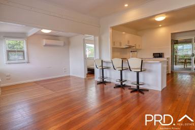 House Leased - NSW - Lismore - 2480 - Spacious Lismore Home  (Image 2)