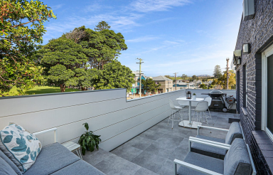 Apartment For Lease - NSW - Gerringong - 2534 - Fully Furnished Contemporary Apartment  (Image 2)