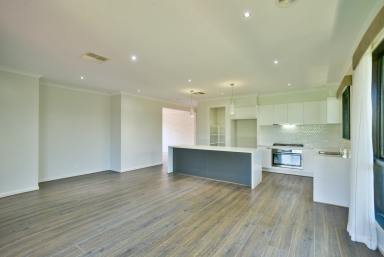 House Leased - VIC - Lucas - 3350 - Beautifully Presented Home  (Image 2)