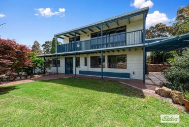 House For Sale - VIC - Lake Bunga - 3909 - 1 Minute Drive To The Beach!  (Image 2)