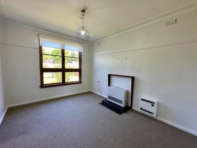 Unit For Lease - NSW - Cooma - 2630 - 25A Vulcan Street, Cooma  (Image 2)