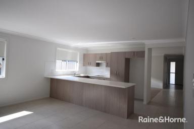 House Leased - NSW - South Nowra - 2541 - FOUR BEDROOM FAMILY HOME WITH TRIPLE GARAGE  (Image 2)