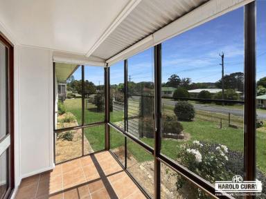 House Sold - NSW - Tenterfield - 2372 - Neat and Affordable.....  (Image 2)