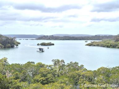 House For Sale - QLD - Macleay Island - 4184 - Front row seats for spectacular sunrises!  (Image 2)