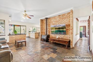 House Sold - WA - Serpentine - 6125 - SOLD BY AARON BAZELEY - SOUTHERN GATEWAY REAL ESTATE  (Image 2)