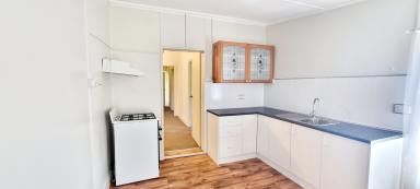 House For Lease - NSW - Vale Of Clwydd - 2790 - 3 Bedroom Brick Home  (Image 2)