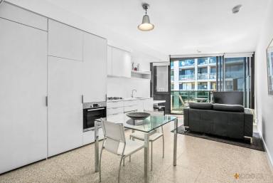 Apartment Leased - VIC - South Yarra - 3141 - AMAZING LOCATION | ONE BEDROOM | CAR PARKING INCLUDED  (Image 2)
