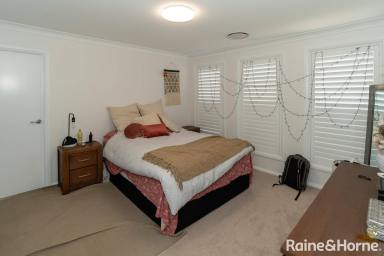 House For Lease - NSW - Lloyd - 2650 - LOW MAITENANCE LLOYD LIVING  (Image 2)