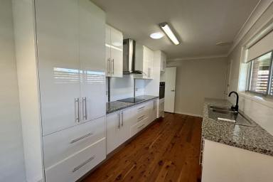 House Leased - NSW - Raymond Terrace - 2324 - RENOVATED 3 BEDROOM IN QUIET CUL-DE-SAC  (Image 2)