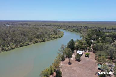 House For Sale - QLD - Woodgate - 4660 - 320 METERS OF RIVER FRONTAGE - JETTY & BUSH BOAT RAMP  (Image 2)