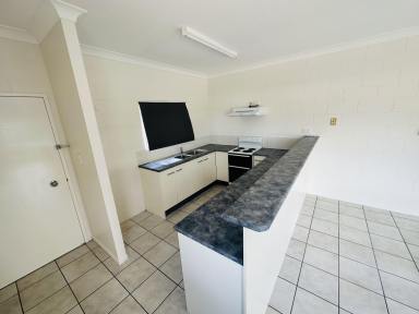 Unit Leased - QLD - Manunda - 4870 - *** APPROVED APPLICATION *** SPACIOUS TWO BEDROOM UNIT - CONVENIENT LOCATION!  (Image 2)