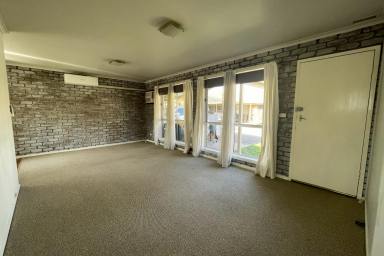 Unit Leased - VIC - Mansfield - 3722 - Center of town 2-bedroom unit.  (Image 2)