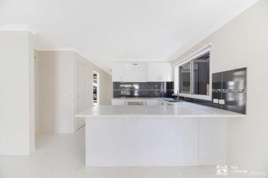 House Leased - VIC - Officer - 3809 - Brand new 4 bedroom home  (Image 2)