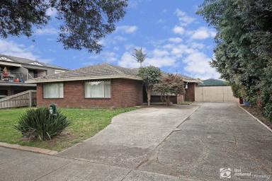 House For Sale - VIC - Cranbourne - 3977 - Potential plus- Activity Zoned in Central Cranbourne!  (Image 2)