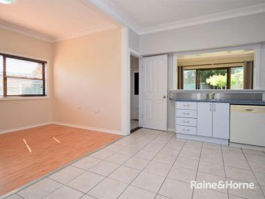 House Leased - NSW - Nowra - 2541 - Renovated Charm  (Image 2)