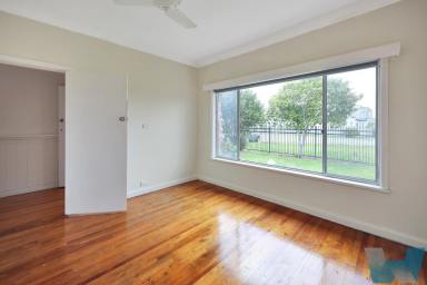 House Leased - VIC - Bairnsdale - 3875 - Family Living  (Image 2)