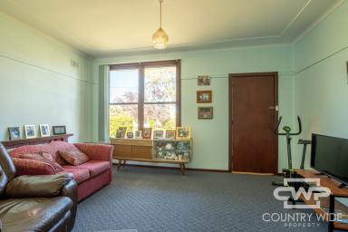 House Sold - NSW - Glen Innes - 2370 - Neat Three Bedroom Home  (Image 2)