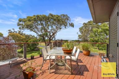 House For Sale - VIC - Toora - 3962 - Water views with Flexible Living  (Image 2)