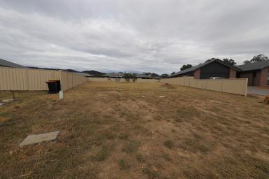 Residential Block For Sale - NSW - Tumut - 2720 - Build your dream house in "The Glen"  (Image 2)