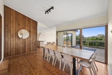 House Leased - NSW - Gerringong - 2534 - Spacious 5-Bedroom Home for the Whole Family  (Image 2)